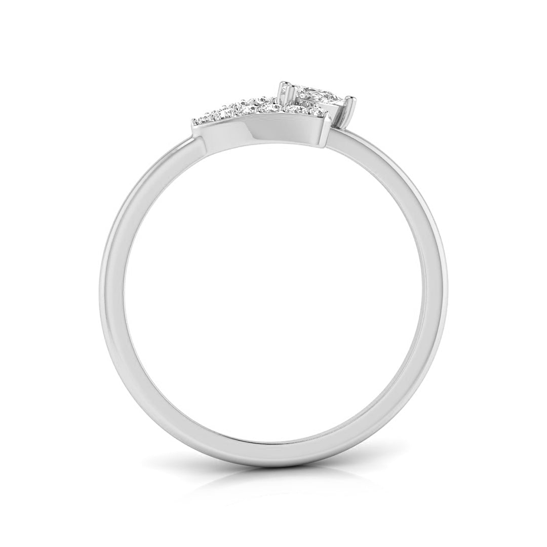tricky triangle ring
